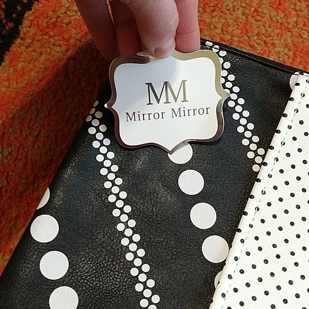 Mirror Mirror super cute